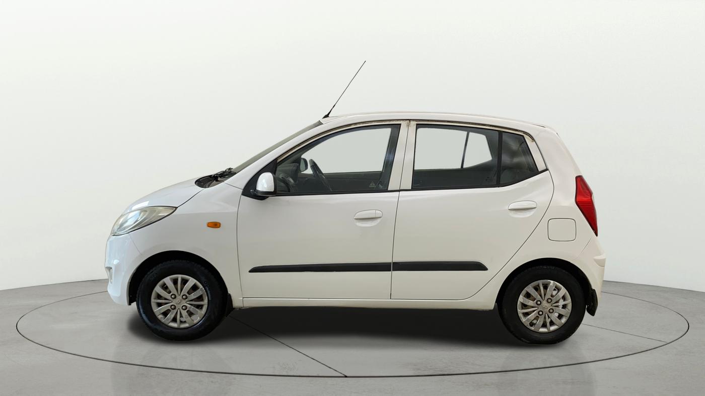 2014 Hyundai i10 SPORTZ 1.1, Petrol, Manual, 96,933 km, Left Side