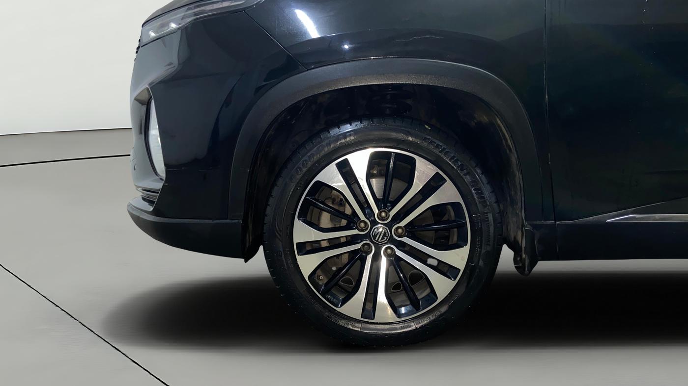 2021 MG HECTOR PLUS SHARP 1.5 PETROL TURBO CVT 6-STR, Petrol, Automatic, 41,127 km, Left Front Wheel