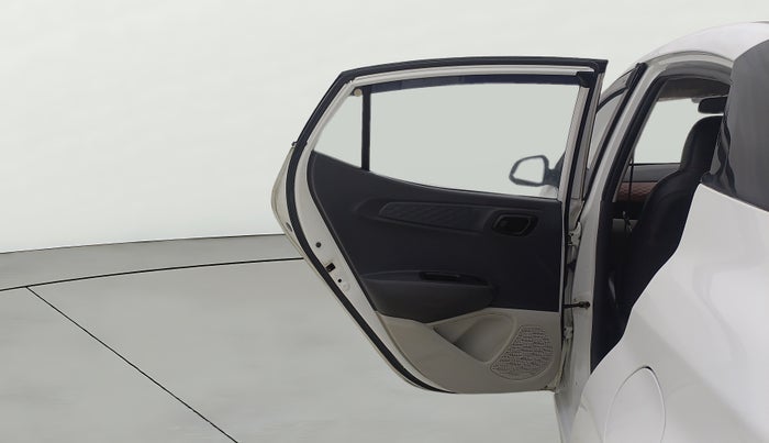 2022 Hyundai AURA S 1.2 CNG, CNG, Manual, 90,192 km, LHS Rear Door
