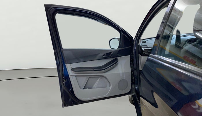 2022 Tata Tiago XT (O) PETROL, Petrol, Manual, 45,354 km, LHS Front Door