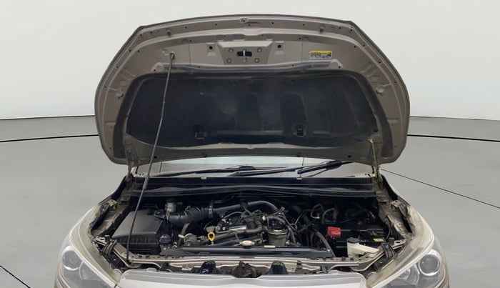 2018 Toyota Innova Crysta 2.7 VX 7 STR, Petrol, Manual, 42,119 km, Open Bonet