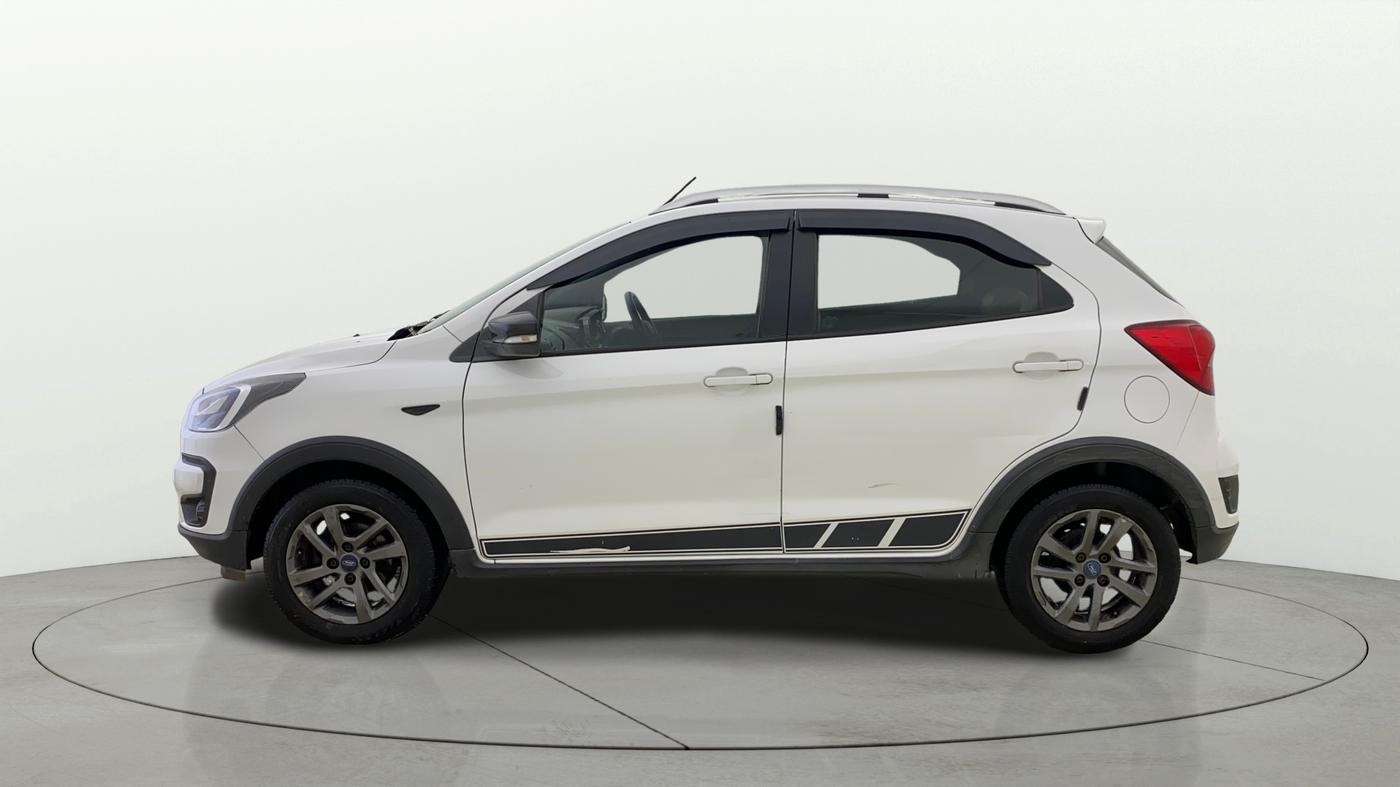 2018 Ford FREESTYLE TITANIUM 1.5 DIESEL, Diesel, Manual, 97,087 km, Left Side