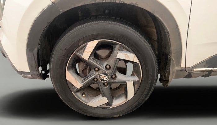 2019 Hyundai VENUE SX 1.4 CRDi DUAL TONE, Diesel, Manual, 1,07,785 km, Left Front Wheel