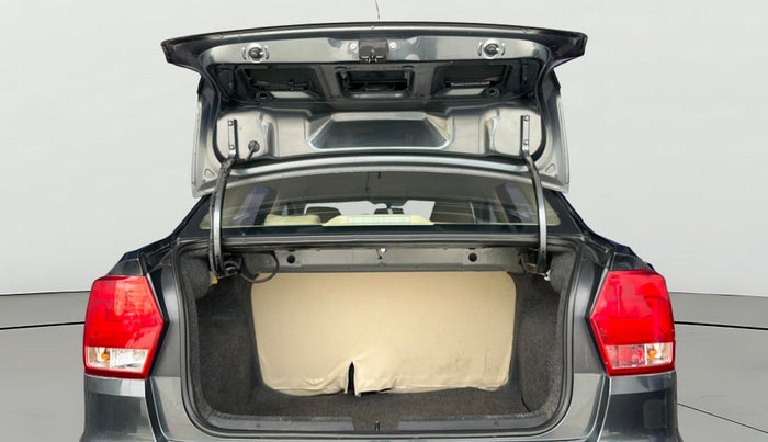 2017 Volkswagen Ameo HIGHLINE1.2L, Petrol, Manual, 72,188 km, Boot Door Open