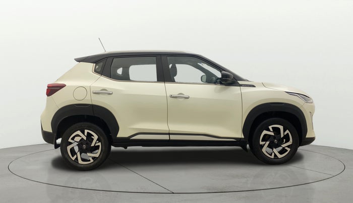 2021 Nissan MAGNITE XV PREMIUM DUAL TONE, Petrol, Manual, 19,767 km, Right Side View