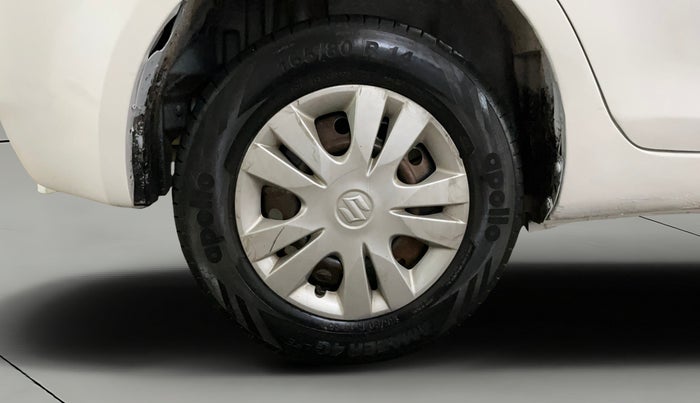 2015 Maruti Swift Dzire VXI, CNG, Manual, 1,04,551 km, Right Rear Wheel