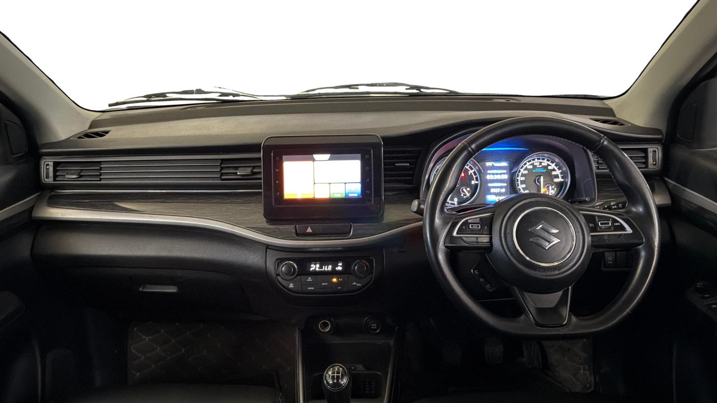 2021 Maruti XL6 ZETA MT, Petrol, Manual, 47,413 km, Dashboard