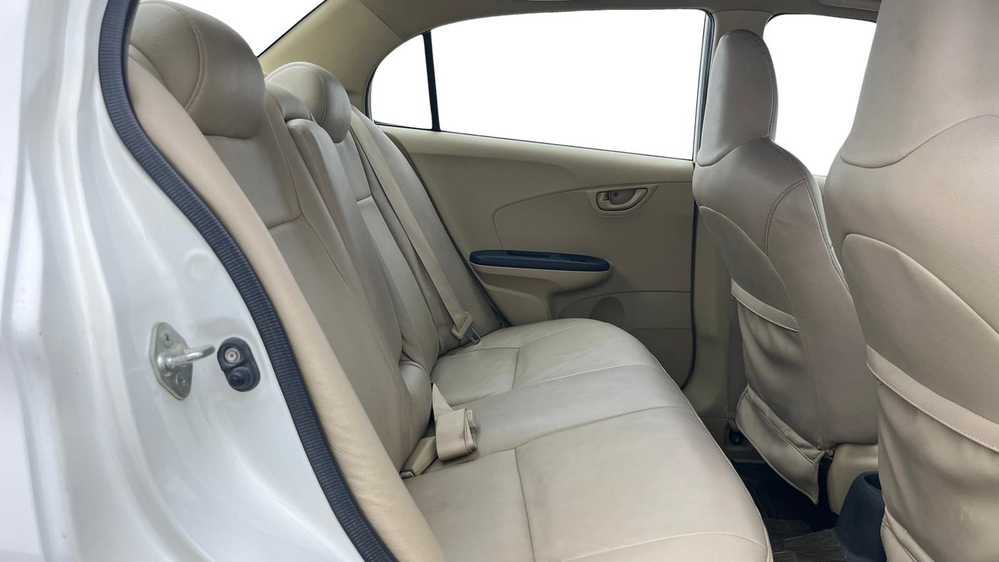 2014 Honda Amaze 1.2L I-VTEC S AT, Petrol, Automatic, 46,000 km, Right Side Rear Door Cabin