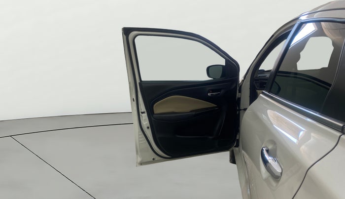 2025 Toyota Glanza V AMT, Petrol, Automatic, 8,878 km, LHS Front Door