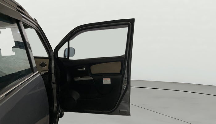 2017 Maruti Wagon R 1.0 LXI CNG, CNG, Manual, 66,078 km, RHS Front Door