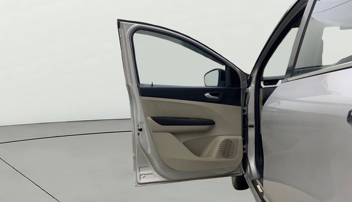 2021 Renault TRIBER RXZ AMT, Petrol, Automatic, 40,183 km, LHS Front Door