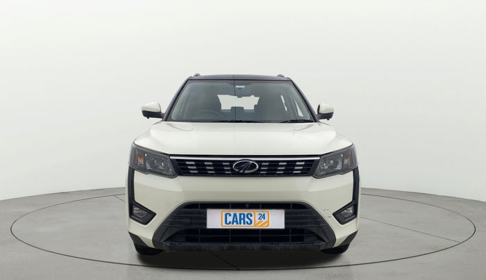 2020 Mahindra XUV300 W6 1.2 PETROL, Petrol, Manual, 53,618 km, Front