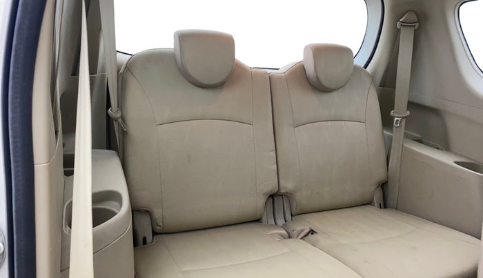 2016 Maruti Ertiga VXI, Petrol, Manual, 32,301 km, Third Seat Row ( optional )