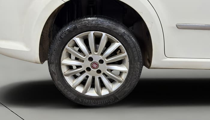 2019 Fiat Linea EMOTION 1.4 L T JET 125S, Petrol, Manual, 1,07,490 km, Right Rear Wheel