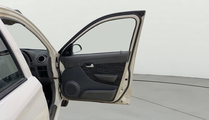 2014 Maruti Alto 800 LXI, Petrol, Manual, 38,566 km, RHS Front Door