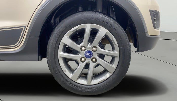2018 Ford FREESTYLE TITANIUM 1.2 PETROL, Petrol, Manual, 21,205 km, Left Rear Wheel