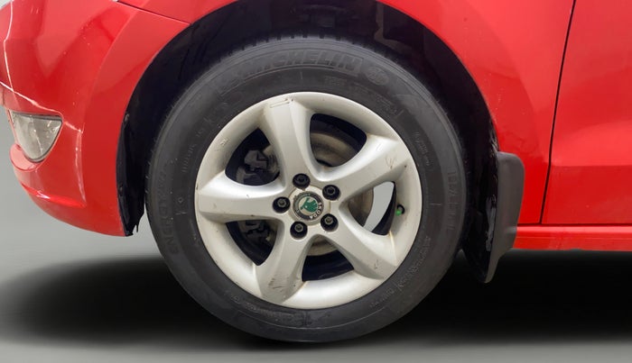 2013 Skoda Rapid ELEGANCE 1.6 TDI CR MT, Diesel, Manual, 1,02,515 km, Left Front Wheel