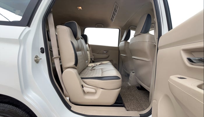 2024 Maruti Ertiga VXi (O), Petrol, Manual, 34,968 km, Right Side Rear Door Cabin