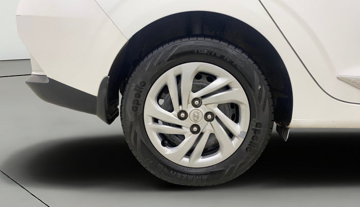 2022 Hyundai AURA S 1.2 CNG, CNG, Manual, 66,968 km, Right Rear Wheel