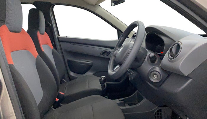 2016 Renault Kwid RXT 0.8, Petrol, Manual, 62,935 km, Right Side Front Door Cabin
