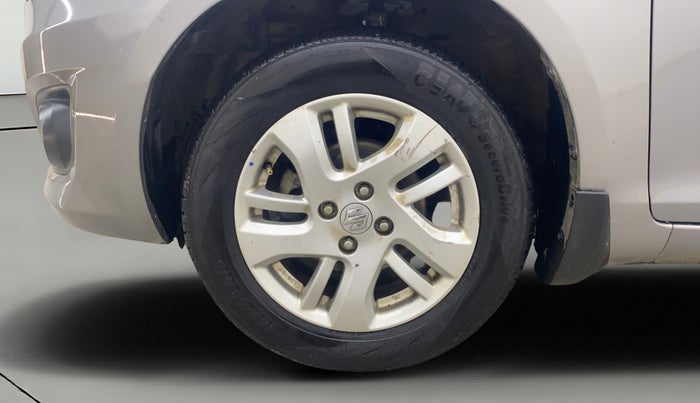 2014 Maruti Swift Dzire ZDI, Diesel, Manual, 60,786 km, Left Front Wheel