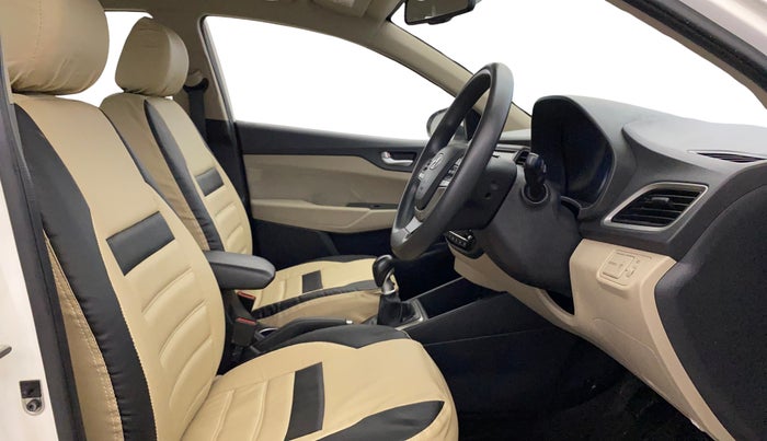 2019 Hyundai Verna 1.6 VTVT SX, Petrol, Manual, 70,488 km, Right Side Front Door Cabin