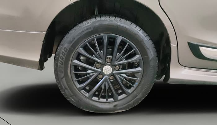 2021 Maruti Ertiga VXI CNG, CNG, Manual, 1,34,217 km, Right Rear Wheel