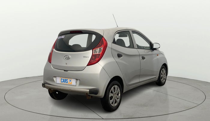 2018 Hyundai Eon MAGNA +, Petrol, Manual, 30,714 km, Right Back Diagonal