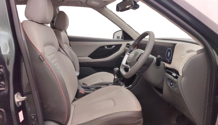 2024 Hyundai Creta SX (O) 1.5 PETROL, Petrol, Manual, 28,652 km, Right Side Front Door Cabin