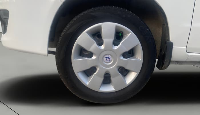 2014 Maruti Alto K10 VXI, Petrol, Manual, 60,822 km, Left Front Wheel
