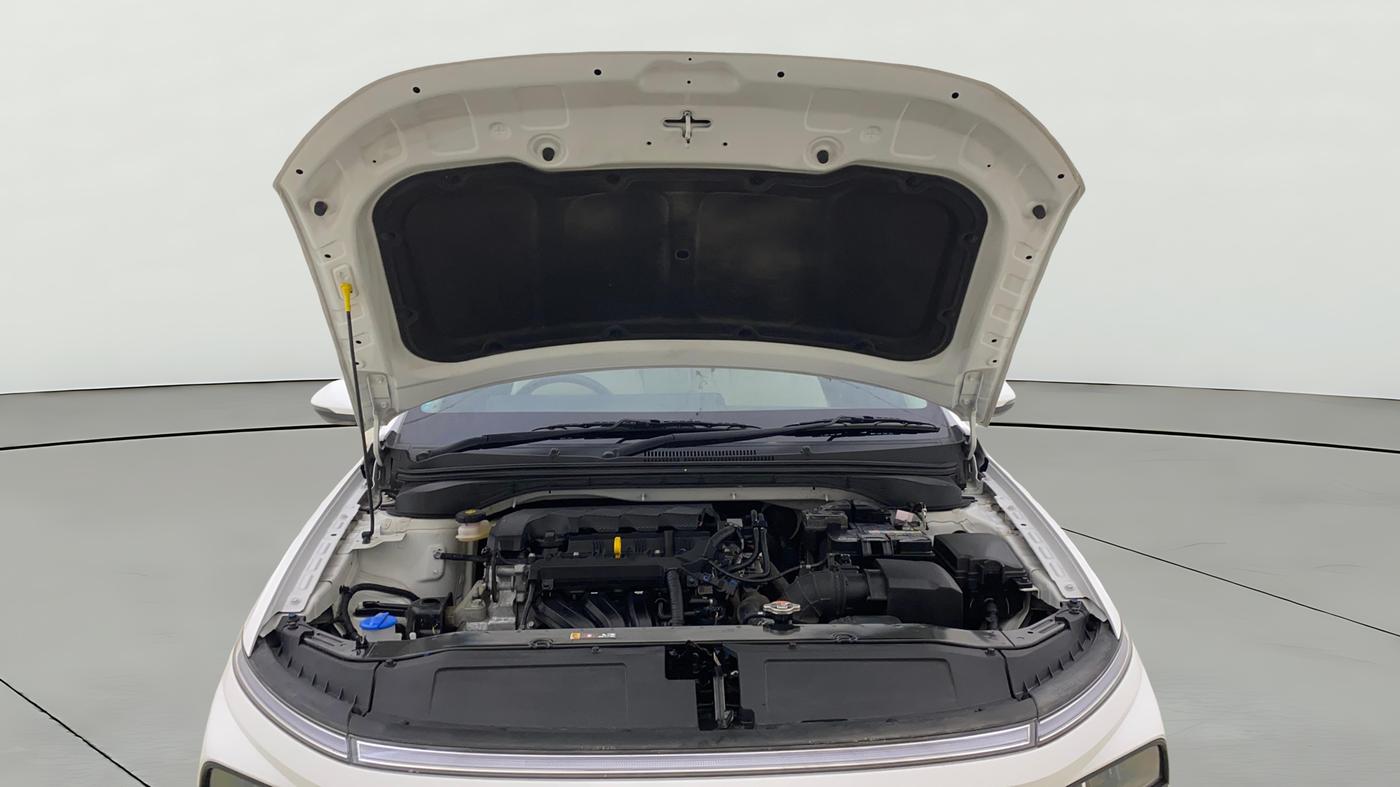 2025 Hyundai Verna SX(O) 1.5 MPI IVT , Petrol, Automatic, 10,850 km, Open Bonet