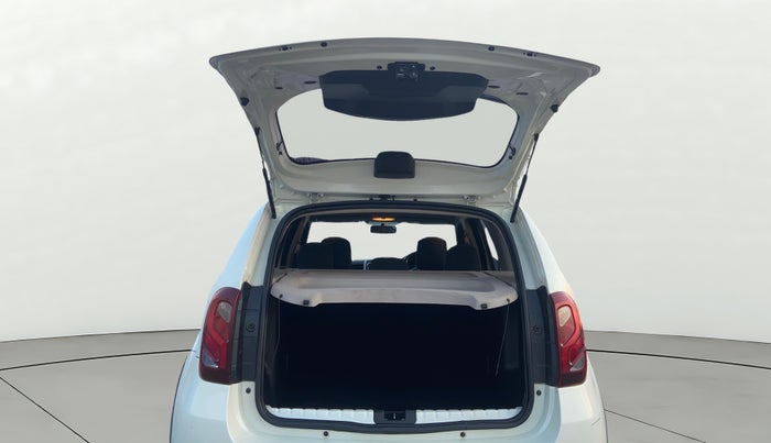 2021 Renault Duster RXZ 1.5 PETROL MT, Petrol, Manual, 1,10,497 km, Boot Door Open