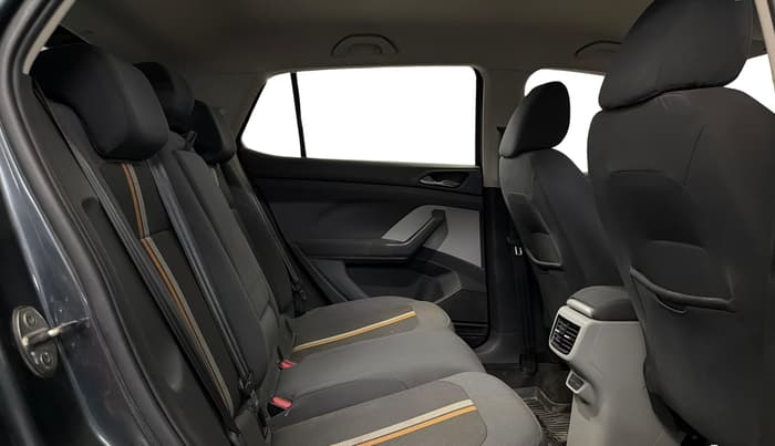 2022 Skoda KUSHAQ AMBITION 1.0L TSI MT, Petrol, Manual, 65,563 km, Right Side Rear Door Cabin