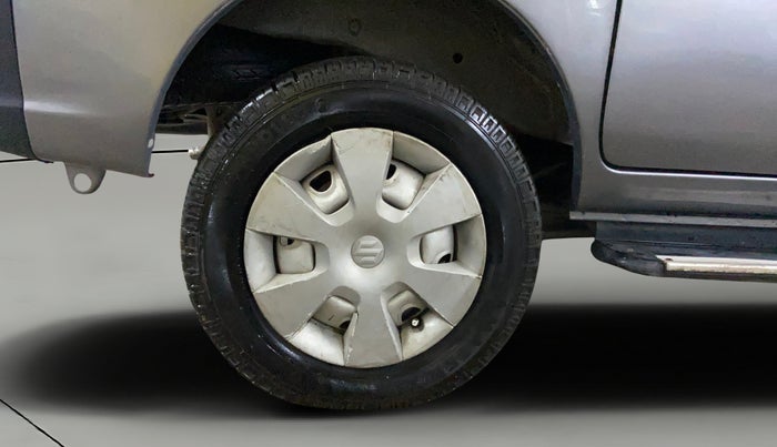 2017 Maruti Eeco 5 STR WITH A/C+HTR, CNG, Manual, 37,708 km, Right Rear Wheel