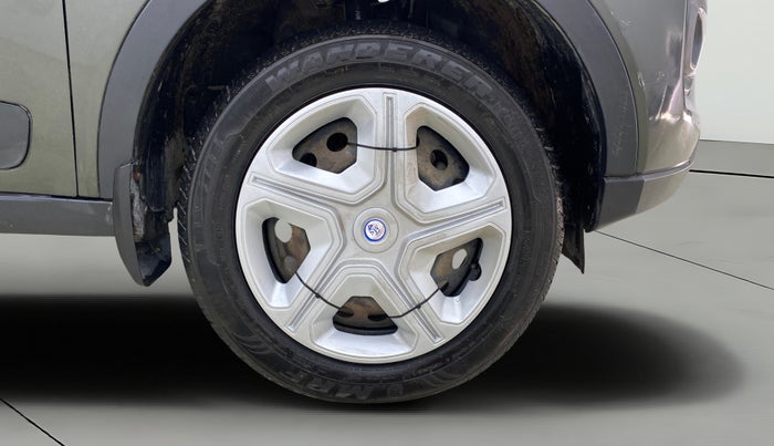 2020 Tata NEXON XM PETROL, Petrol, Manual, 30,947 km, Right Front Wheel