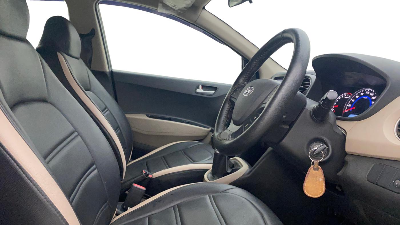 2020 Hyundai Grand i10 SPORTZ 1.2 KAPPA VTVT, Petrol, Manual, 34,779 km, Right Side Front Door Cabin