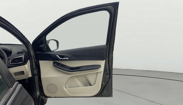 2022 Tata Tiago XZ PLUS PETROL, Petrol, Manual, 17,879 km, RHS Front Door