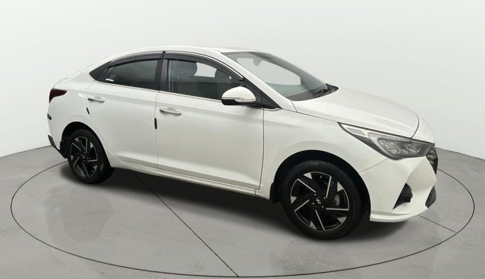 2022 Hyundai Verna SX (O) 1.5 VTVT IVT, Petrol, Automatic, 42,753 km, Right Front Diagonal