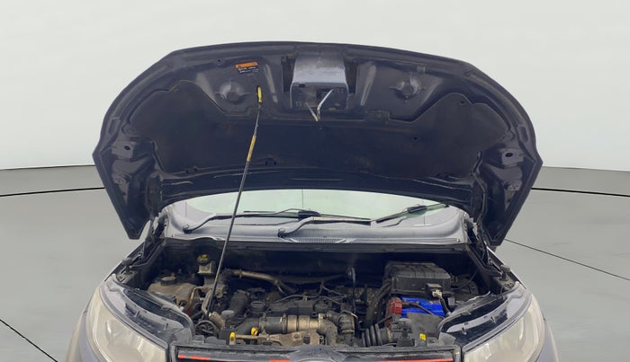 2013 Ford Ecosport AMBIENTE 1.5L DIESEL, Diesel, Manual, 1,39,659 km, Open Bonet