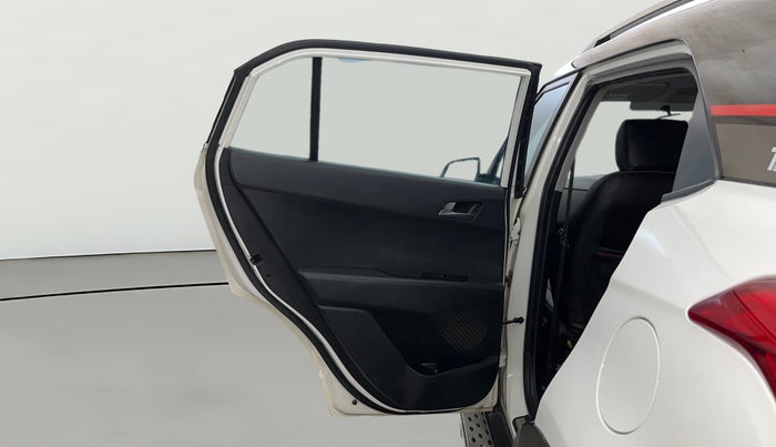 2016 Hyundai Creta SX PLUS 1.6 PETROL SPECIAL EDITION, Petrol, Manual, 60,897 km, LHS Rear Door