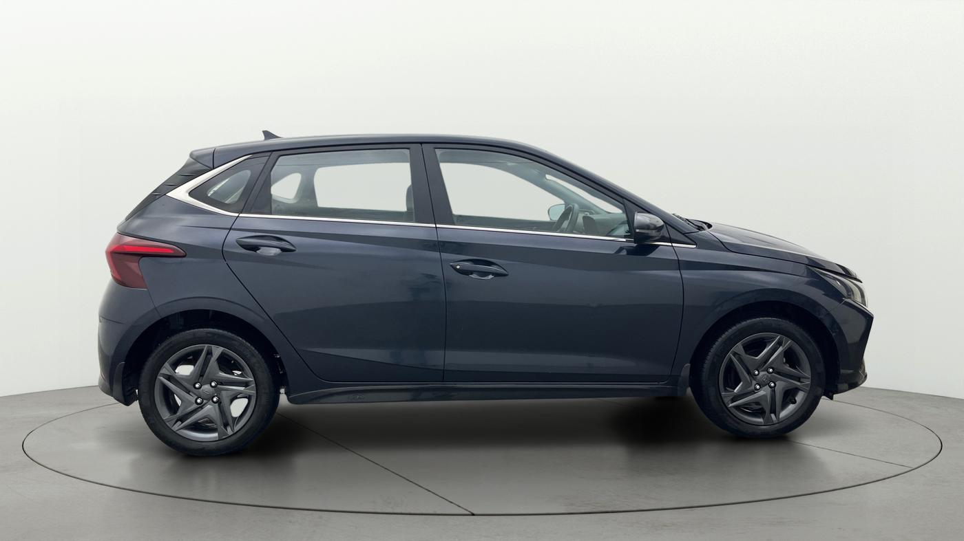 2021 Hyundai NEW I20 SPORTZ 1.2 MT, Petrol, Manual, 24,959 km, Right Side View