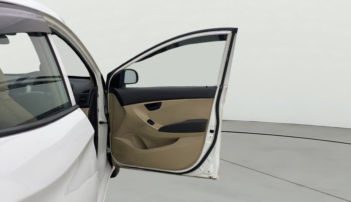 2016 Hyundai Eon ERA +, Petrol, Manual, 1,10,957 km, RHS Front Door