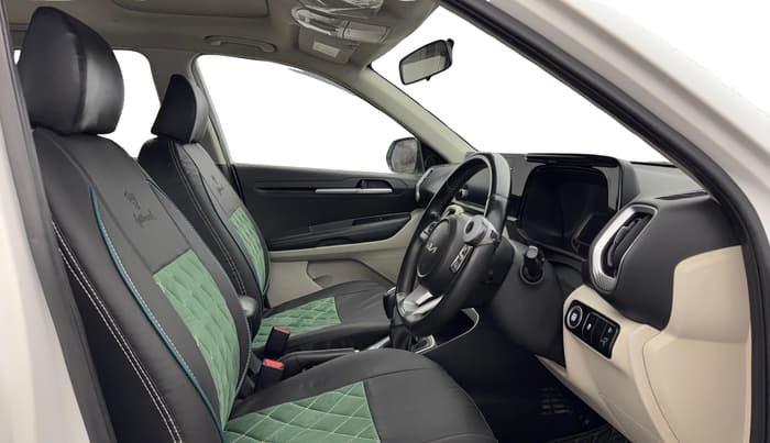 2021 KIA SONET HTX 1.5, Diesel, Manual, 99,945 km, Right Side Front Door Cabin