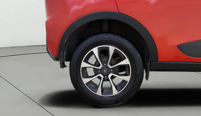 2021 Tata NEXON XZA PLUS SUNROOF DIESEL, Diesel, Automatic, 24,590 km, Right Rear Wheel