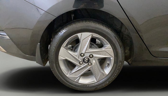 2021 Hyundai Verna SX 1.5 VTVT, Petrol, Manual, 32,305 km, Right Rear Wheel