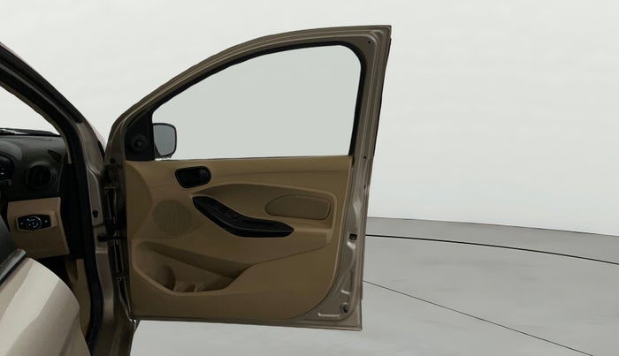 2021 Ford Figo Aspire TITANIUM 1.2 PETROL, Petrol, Manual, 45,310 km, RHS Front Door