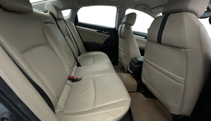 2020 Honda Civic 1.8L I-VTEC VX CVT, Petrol, Automatic, 1,04,643 km, Right Side Rear Door Cabin