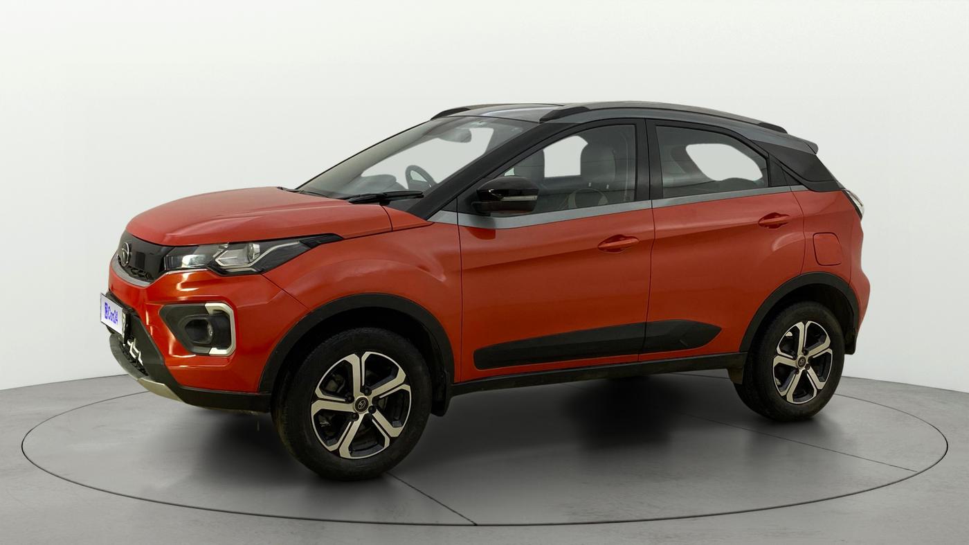 2022 Tata NEXON XZ PLUS SUNROOF PETROL DUAL TONE, Petrol, Manual, 70,753 km, Left Front Diagonal