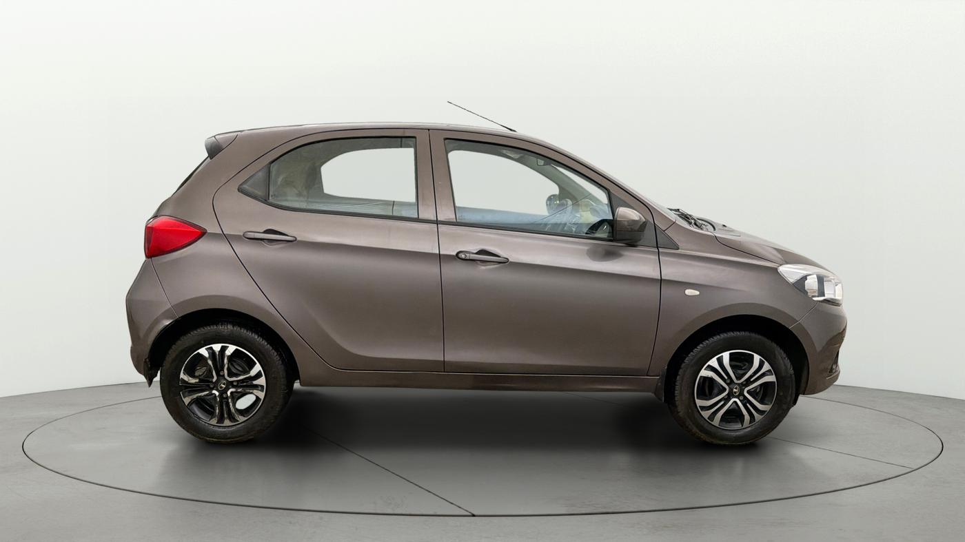 2019 Tata Tiago XZ PETROL, Petrol, Manual, 68,476 km, Right Side View