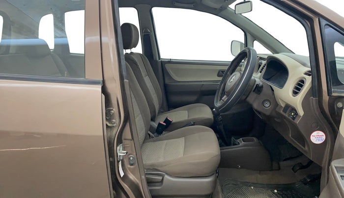 2013 Maruti Zen Estilo LXI CNG, CNG, Manual, 1,07,119 km, Right Side Front Door Cabin